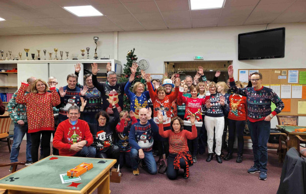 Vendredi 19 décembre 2025: journée des pulls moches